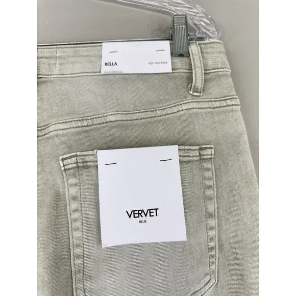 Vervet Bella High Rise Cropped Flare Jeans Women's 31/13 Moss Green NWT - Picture 3 of 11